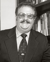  Dr. Pedro Acha 