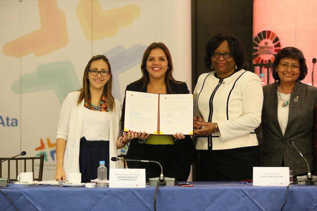 Además de Vicuña y Etienne, firmaron la nota estratégica Verónica Espinosa, ministra de Salud de Ecuador, y Gina Tambini, representante en Ecuador de la OPS, oficina regional para las Américas de la Organización Mundial de la Salud (OMS)