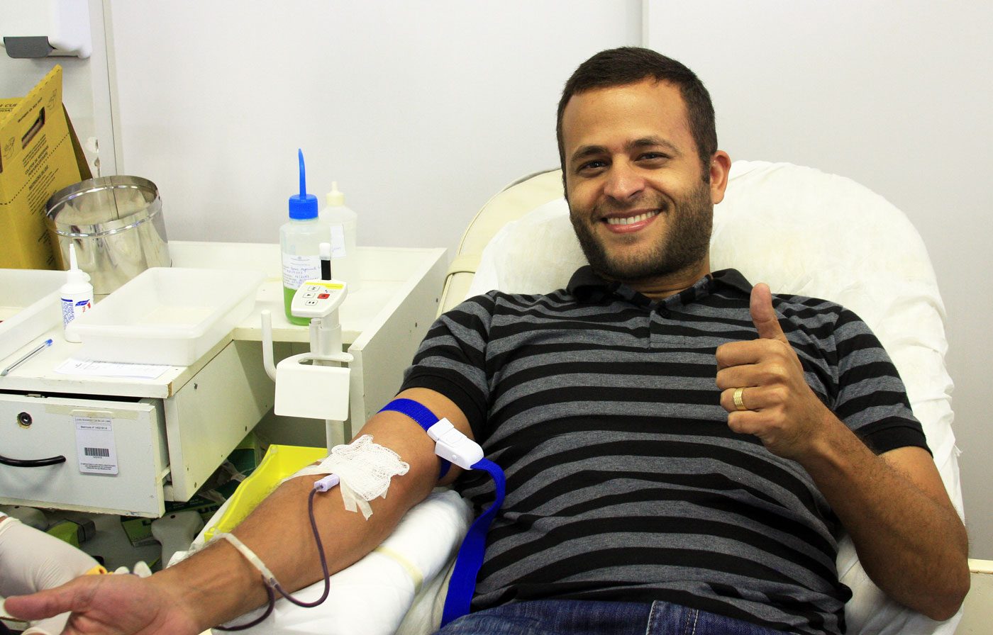 Donante voluntario de sangre